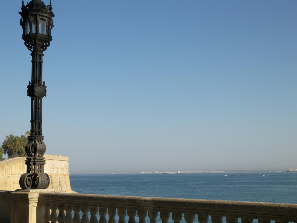 Atico Centro Historico Apartment กาดิซ ภายนอก รูปภาพ